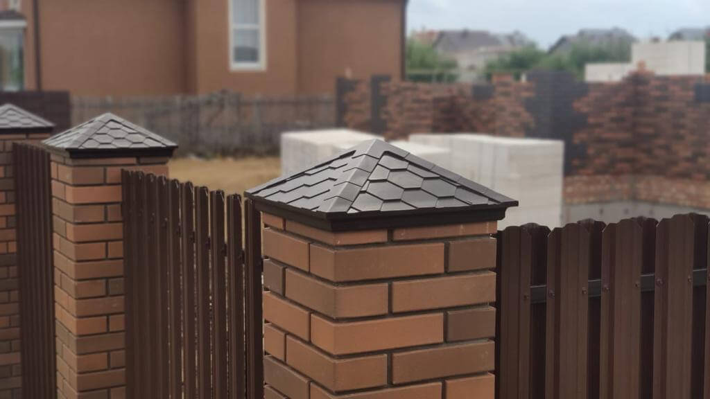 Колпак Zking Эверест Коричневый на столб 1.5х1.5 кирпича (390х390мм) в Серпухове фото