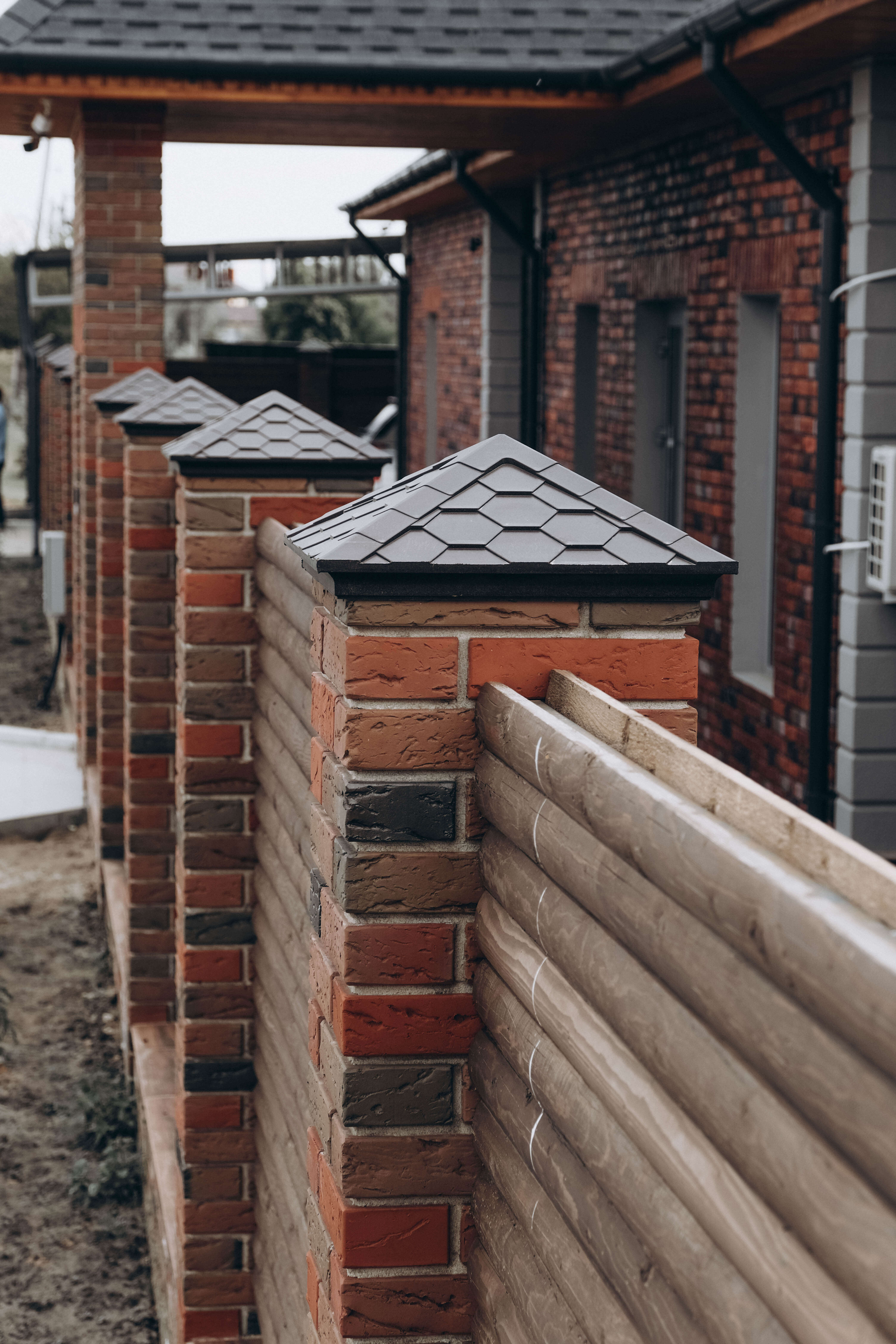 Колпак Zking Эверест Коричневый на столб 1.5х1.5 кирпича (390х390мм) в Серпухове фото