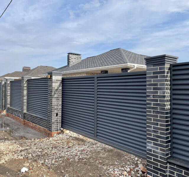 Колпак Zking Бона ХайТек Серый на столб 1.5х1.5 кирпича (385х385мм) в Серпухове фото